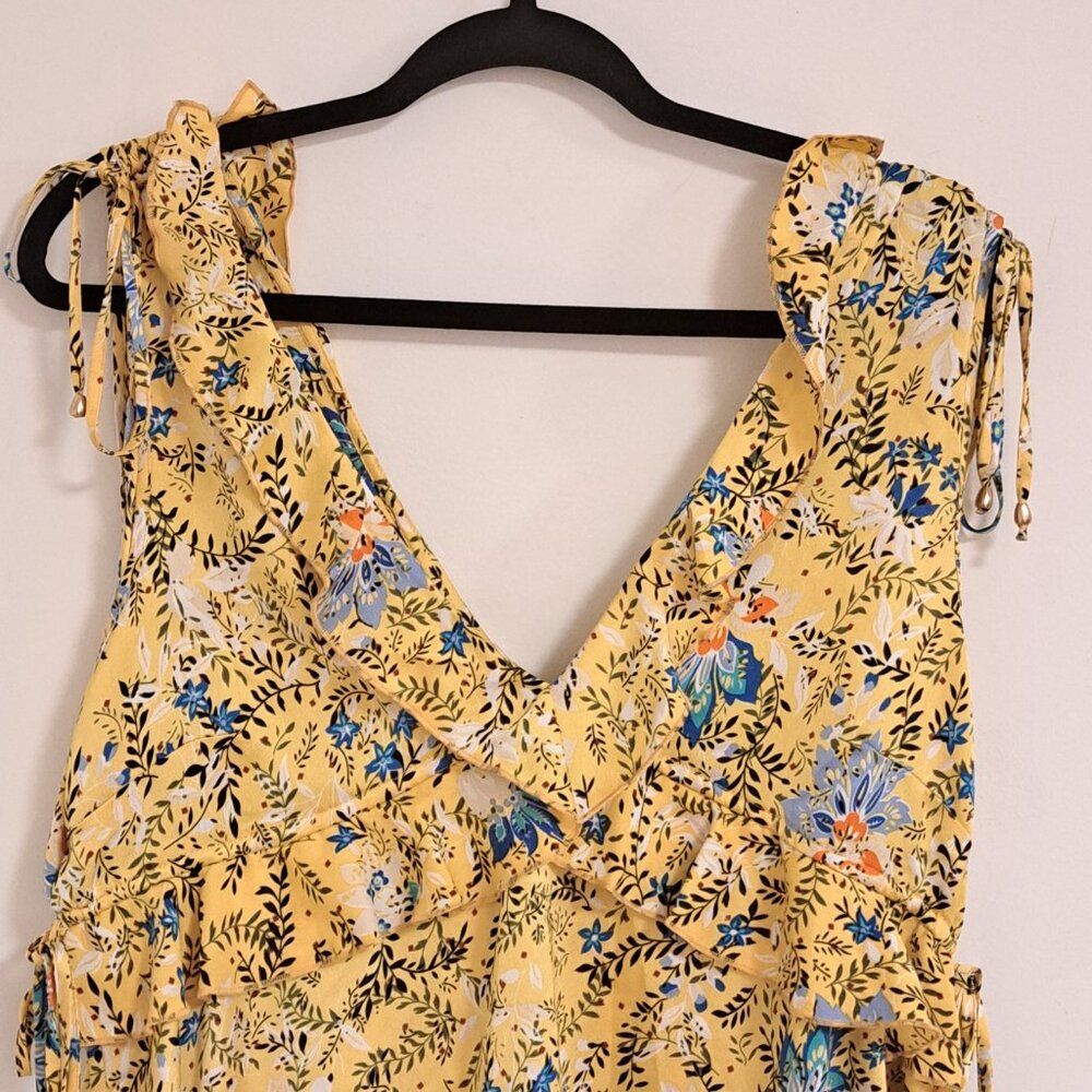 Buffalo David Bitton Sleeveless Floral-Print Ruffle Blouse Nwt Size Large — image 7 of 8